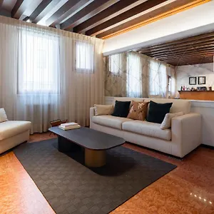 Klimt House Venice